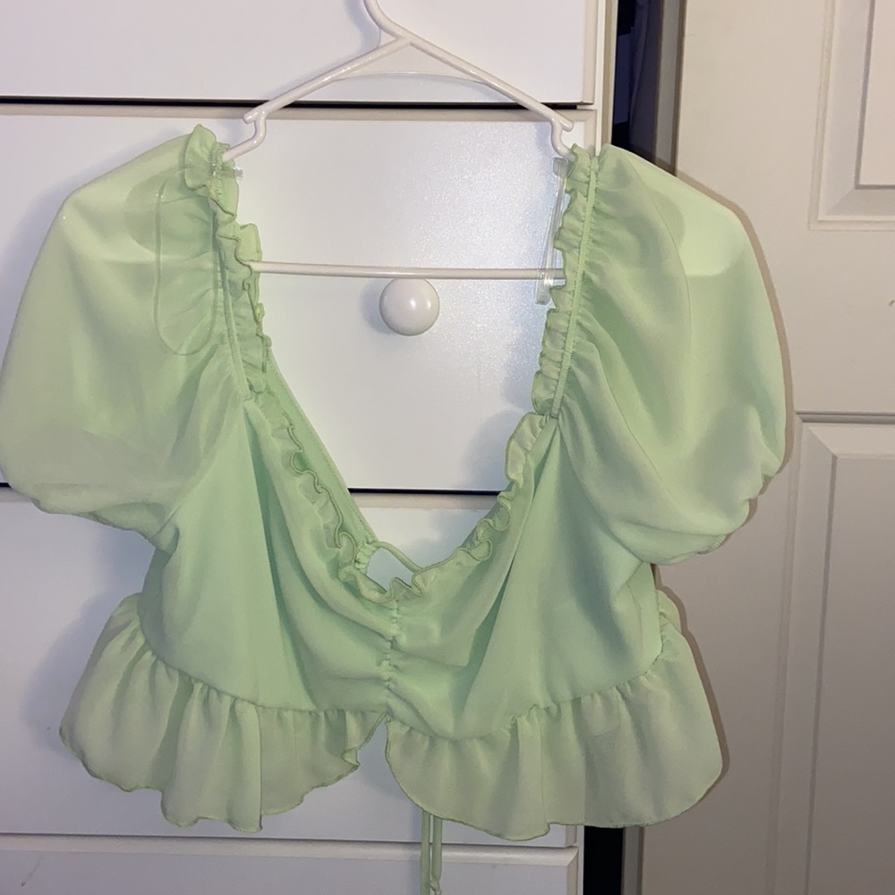 Blue Blush BRAND NEW Green Crop Top Blouse